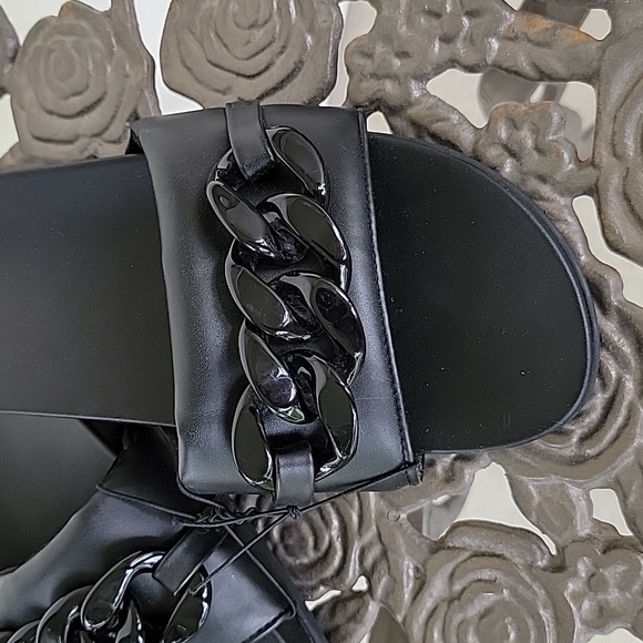 NWT Esprit Della Faux leather slide size 8,5M black. - Picture 3 of 13